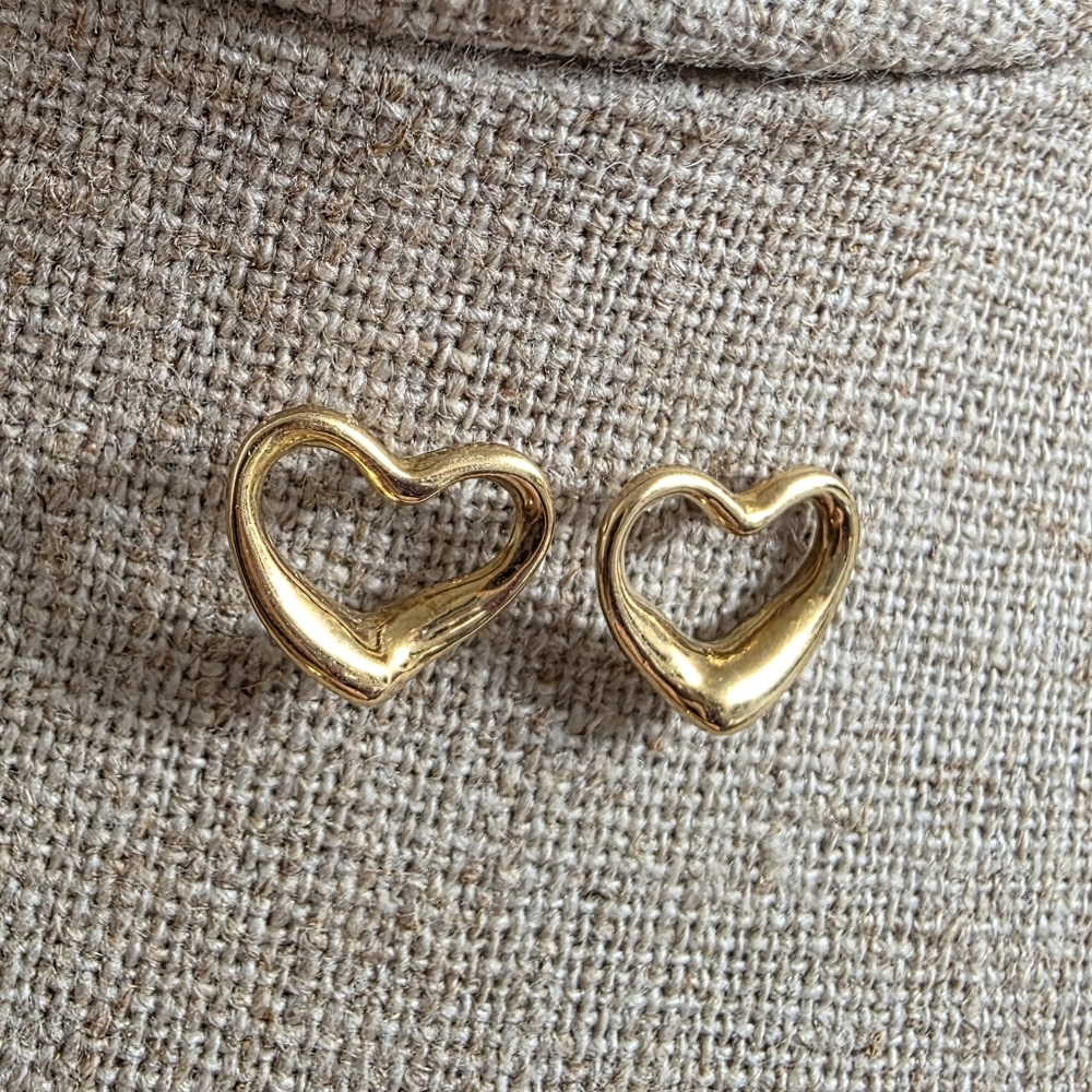 Tiffany Elsa Peretti Open Heart Stud Earrings 18k